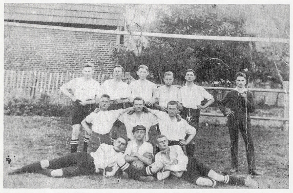 Erste Borchener Fußballmannschaft aus dem Jahre 1923/24