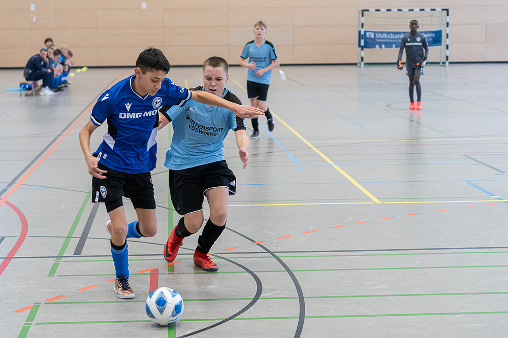 C1 schlägt Bielefelds U14 – Fortuna Düsseldorf gewinnt Futsal-Meisterschaft in Borchen