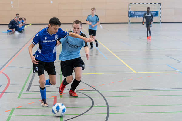 C1 schlägt Bielefelds U14 – Fortuna Düsseldorf gewinnt Futsal-Meisterschaft in Borchen